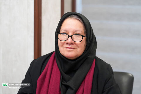 زهره پریرخ داور بخش سنتی- کلاسیک در رده  ملی و بین‌المللی بیست و هفتمین جشنواره‌ قصه‌گویی کانون