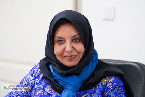 سودابه امینی داور بخش قصه‌های منظوم در رده ملی و بین‌المللی بیست و هفتمین جشنواره‌ قصه‌گویی کانون