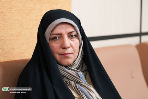 آرزو حقیقی داور بخش سنتی - کلاسیک رده  ملی و بین‌المللی بیست و هفتمین جشنواره‌ قصه‌گویی کانون