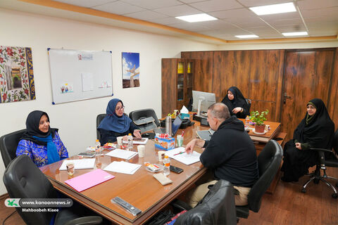 داوری بخش ملی و بین‌المللی بیست و هفتمین جشنواره‌ قصه‌گویی کانون