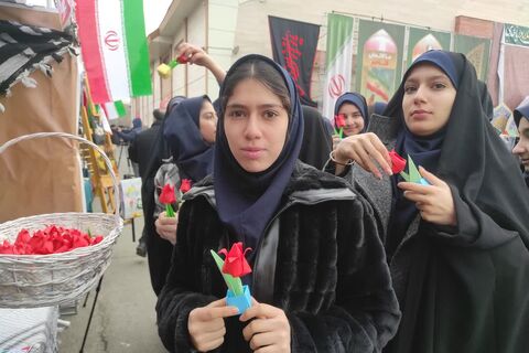 نمایشگاه فرهنگی هنری کانون پرورش فکری کودکان و نوجوانان استان آذربایجان غربی در کنگره بزرگداشت ۱۲ هزار شهید استان