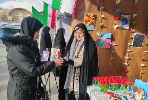 نمایشگاه فرهنگی هنری کانون پرورش فکری کودکان و نوجوانان استان آذربایجان غربی در کنگره بزرگداشت ۱۲ هزار شهید استان