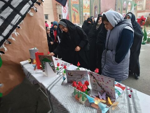 نمایشگاه فرهنگی هنری کانون پرورش فکری کودکان و نوجوانان استان آذربایجان غربی در کنگره بزرگداشت ۱۲ هزار شهید استان