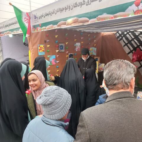 نمایشگاه فرهنگی هنری کانون پرورش فکری کودکان و نوجوانان استان آذربایجان غربی در کنگره بزرگداشت ۱۲ هزار شهید استان