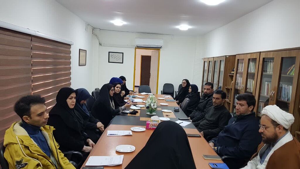 نشست کارگروه کودک و نوجوان ستاد دهه فجر در کانون کرمانشاه