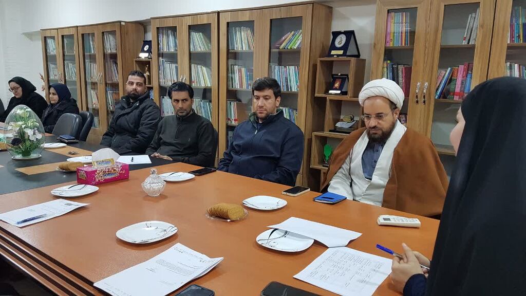 نشست کارگروه کودک و نوجوان ستاد دهه فجر در کانون کرمانشاه