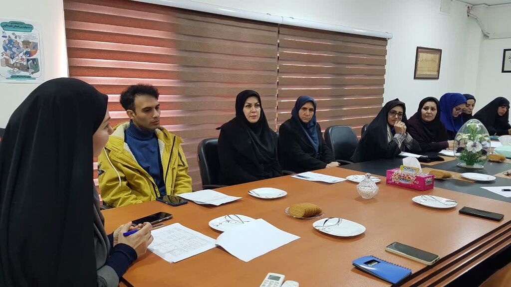 نشست کارگروه کودک و نوجوان ستاد دهه فجر در کانون کرمانشاه