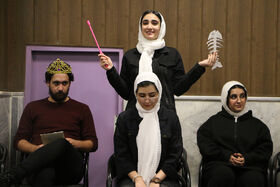 نمایشنامه‌خوانی «استخوان ماهی جادویی» در گرمسار؛ گامی تازه در رویداد ملی «هزار رویا، یک نگاه»