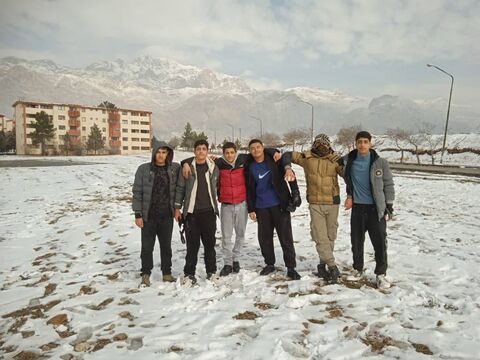 کرمانشاه.  مربیان و اعضا در روزهای برفی