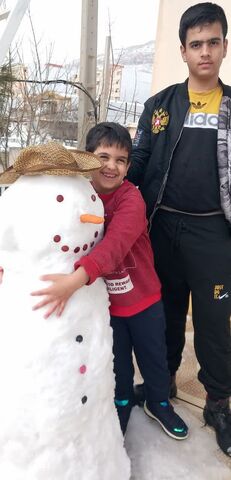 کرمانشاه.  مربیان و اعضا در روزهای برفی