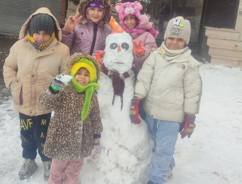 کرمانشاه. قاب برفی روز برفی اعضا و مربیان