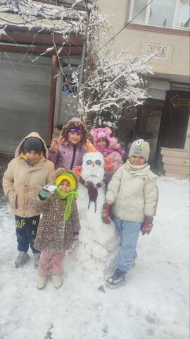 کرمانشاه. قاب برفی روز برفی اعضا و مربیان