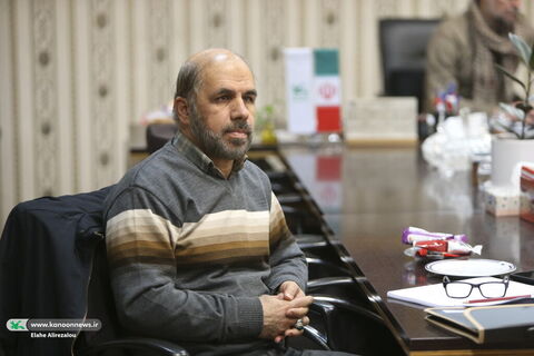 رحیم مخدومی داور بخش ایثار و مقاومت در رده  ملی و بین‌المللی بیست و هفتمین جشنواره‌ قصه‌گویی کانون