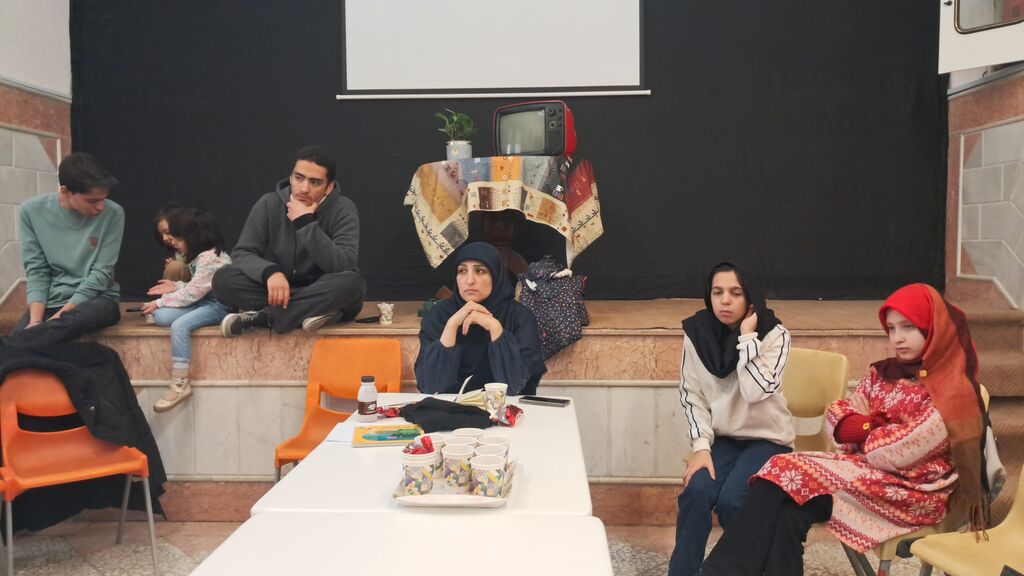 برگزاری جلسه شورای نوجوانان مراکز فرهنگی هنری استان قم