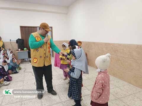 تماشاخانه سیار کانون پرورش فکری کودکان و نوجوانان در سیستان و بلوچستان