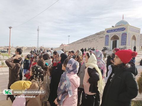 تماشاخانه سیار کانون پرورش فکری کودکان و نوجوانان در سیستان و بلوچستان