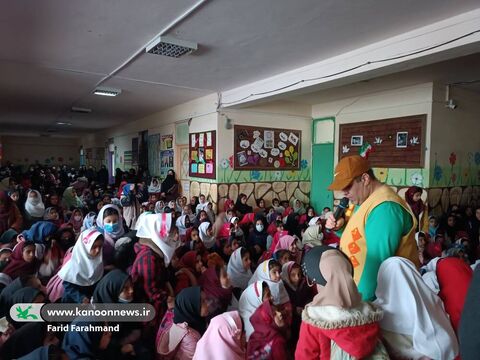 تماشاخانه سیار کانون پرورش فکری کودکان و نوجوانان در سیستان و بلوچستان