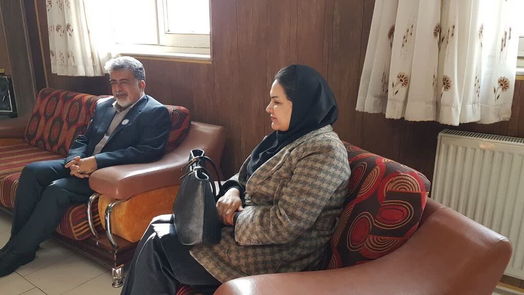 نشست سرپرست کانون استان با مدیرعامل و مسئولان انجمن دیابت کرمانشاه