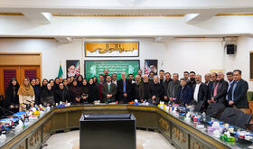 نشست صمیمی مدیرعامل کانون با کارشناسان روابط عمومی سراسر کشور