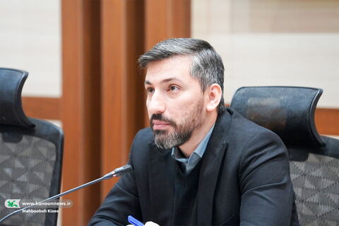 مجتبی حاذق مدیر آفرینش‌های ادبی و فرهنگی کانون در دومین نشست مدیرعامل با مربیان کانون سراسر کشور