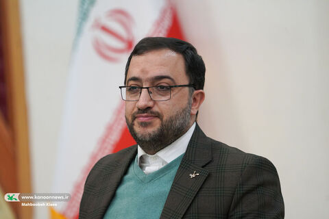 نشست صمیمی مدیرعامل کانون با کارشناسان روابط عمومی سراسر کشور