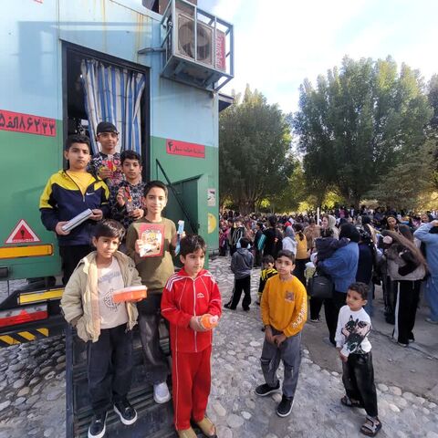 شهرستان حاجی آباد نخستین مقصد تماشاخانه سیارکانون پرورش فکری کودکان و نوجوانان