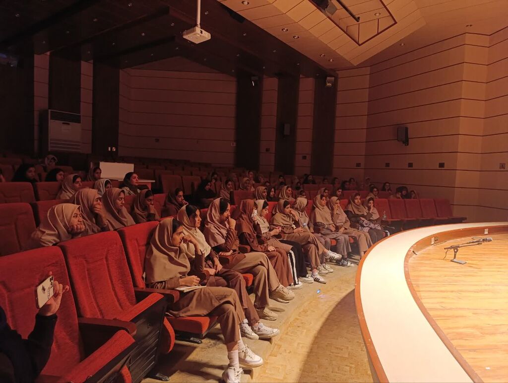 اجرای دو نمایشنامه خوانی در ۶ بهمن در کانون پرورش فکری کودکان و نوجوانان