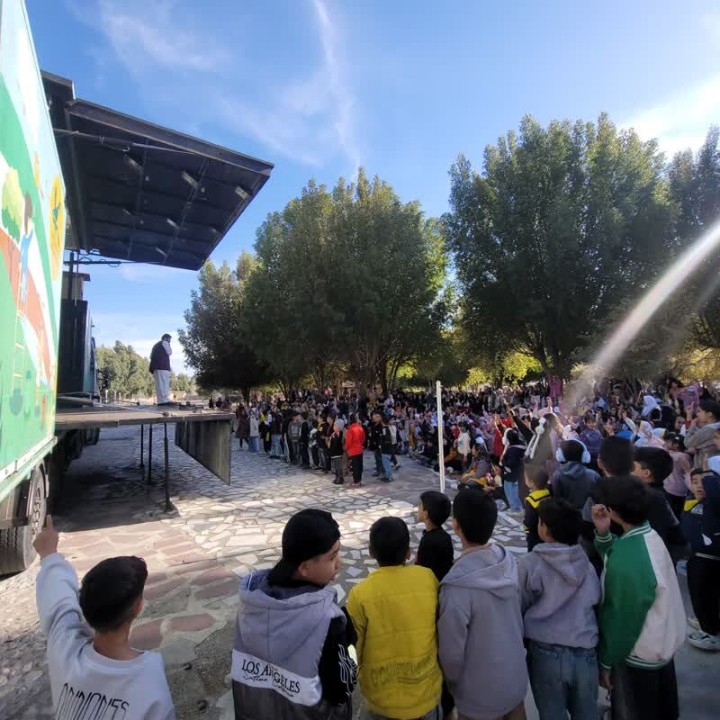 شهرستان حاجی آباد نخستین مقصد تماشاخانه سیارکانون پرورش فکری کودکان و نوجوانان