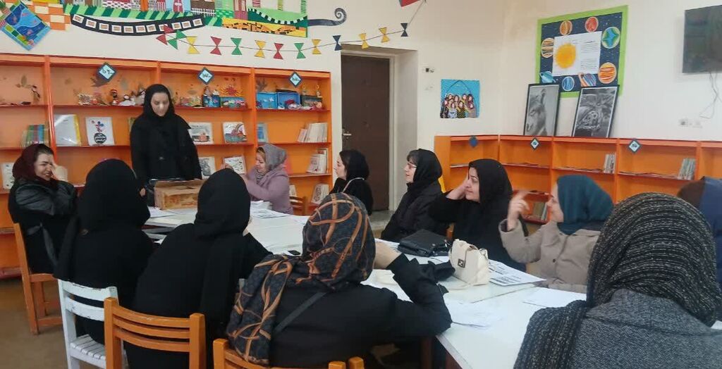 برگزاری مستمر کارگاههای آموزشی پیشگیری از آسیبهای اجتماعی در کانون کنگاور