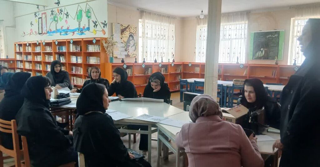 برگزاری مستمر کارگاههای آموزشی پیشگیری از آسیبهای اجتماعی در کانون کنگاور