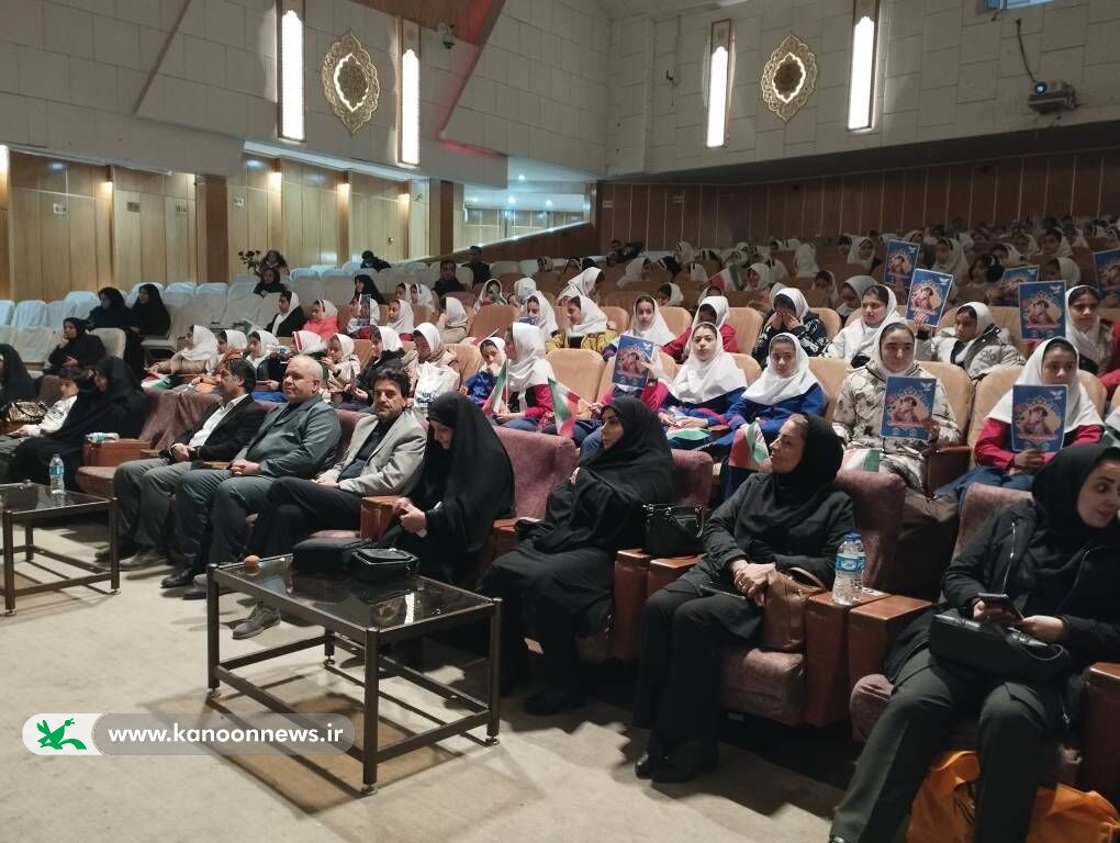 یادواره شهدای کودک و نوجوان در سنندج برگزار شد؛ تجدید میثاق نسل نو با آرمانهای انقلاب