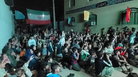 حضور تماشاخانه سیار کانون پرورش فکری کودکان ونوجوانان در فین و چهچکور