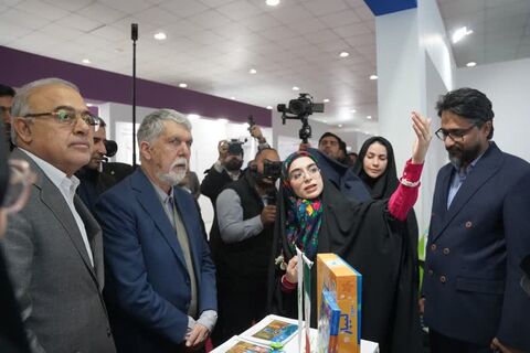 حضور کانون پرورش فکری کودکان ونوجوانان هرمزگان در نمایشگاه صنایع دریایی و توانمندی های هرمزگان با محوریت پویش ایران‌جان در قاب تصویر