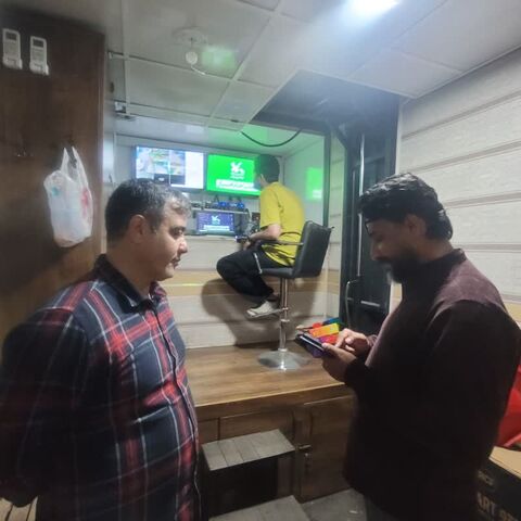 استقبال بیش از یک هزار نفر در بندرعباس از اجرای تماشاخانه سیار کانون پرورش فکری