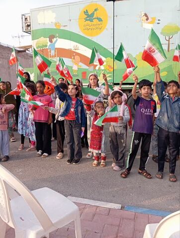 استقبال بیش از یک هزار نفر در بندرعباس از اجرای تماشاخانه سیار کانون پرورش فکری