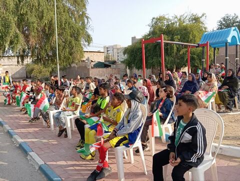 استقبال بیش از یک هزار نفر در بندرعباس از اجرای تماشاخانه سیار کانون پرورش فکری
