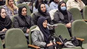 ادامه رویداد «هزار رویا، یک نگاه» با اجرای نمایشنامه‌خوانی گروه منتخب سمنان در دامغان