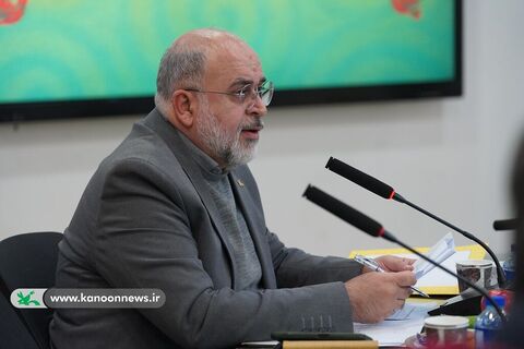 فرهاد فلاح، معاون فرهنگی کانون در چهارمین نشست کمیته کودک و نوجوان دهه فجر