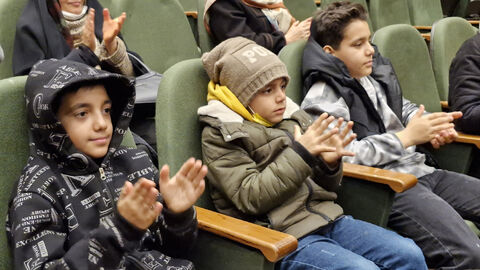 نمایشنامه خوانی.دامغان