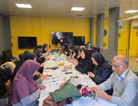 گزارش تصویری کارگاه عروسک‌سازی در مشهد