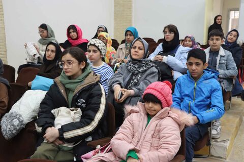 نشست دو پنجره-1404