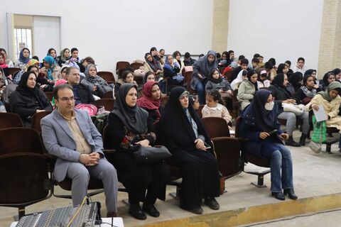 نشست دو پنجره-1404