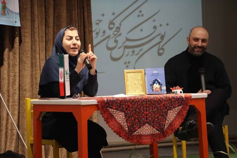 نشست دو پنجره-1404