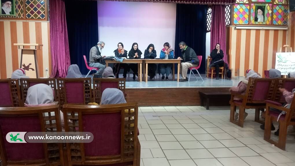 اجرای نخستین مرحله رویداد ملی «هزار رویا، یک نگاه» در سنندج با نمایش «کچل کفترباز»