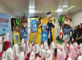 کودکان با «پرده‌ خیال» به دنیای مسوولیت‌پذیری سفرکردند/ مربیان کانون پذیرای۳۵۰ دانش‌آموز فومنی شدند