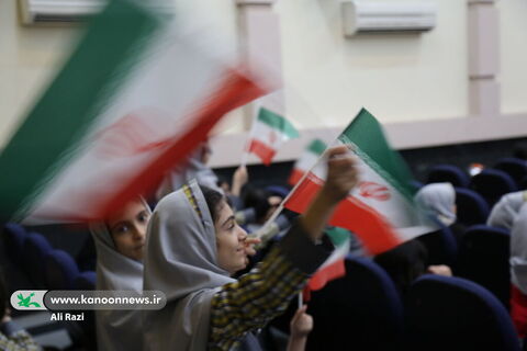 آلبوم تصویری زنگ انقلاب در سینما کانون بوشهر