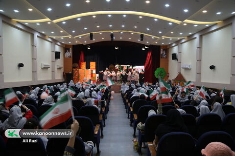 آلبوم تصویری زنگ انقلاب در سینما کانون بوشهر