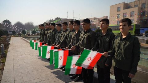 آغاز برنامه‌های دهه مبارک فجر انقلاب اسلامی در مراکز کانون استان اصفهان