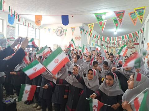 آغاز برنامه‌های دهه مبارک فجر انقلاب اسلامی در مراکز کانون استان اصفهان