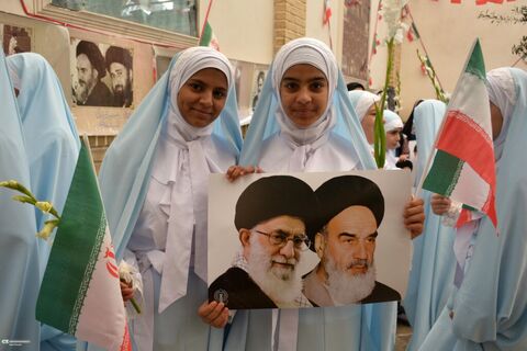 حضور پرشور اعضای کانون پرورش فکری کودکان و نوجوانان قم در بیت امام خمینی(ره)